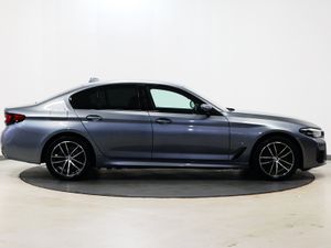 *21* 2021 BMW 5-Series 2.0 M-SPORT - Image 3