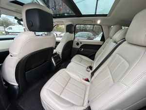 192 RANGE ROVER SPORT P400HSE LOW KMS BIG SPEC - Image 4