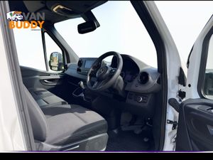 Mercedes-Benz Sprinter 2.0 315Cdi Luton Box Van - Image 4