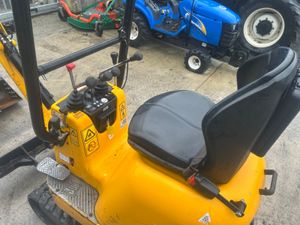 2022 JCB 8008 CTS Excavator - Image 4