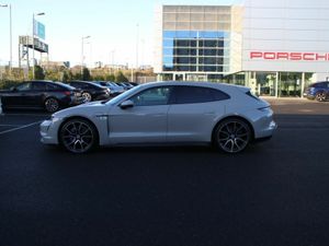 Porsche Taycan Taycan Sport Turismo - Image 3