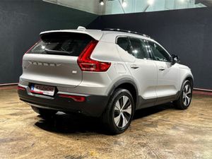 Volvo XC40 1.5 HYBRID - RECHARGE T4 PLUS - REVERSE - Image 4