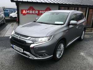 2018 Mitsubishi Outlander Petrol Hybrid - Image 2