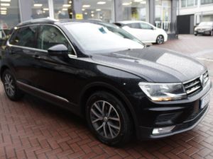 2.0TDI COMFORTLINE 115BHP 5DR ESTATE WITH PAN ROOF - Image 2