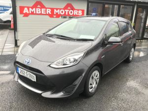 2020 TOYOTA AQUA 1.5 HYBRID - Image 2