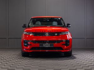242 Range Rover Sport P460e Dynamic HSE - Image 2