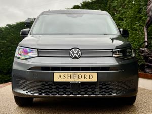 VW CADDY CARGO AUTO AS NEW ONLY 1850KM NO VAT - Image 3