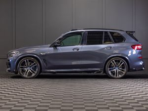 2022 BMW X5 X-Drive 45e M-Sport *Pan Roof - Image 3