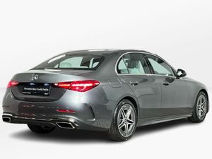 Mercedes-Benz E-Class 200d AMG - 18 Inch Alloys - - Image 4