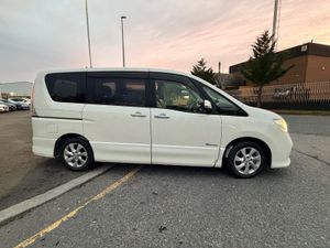 nissan serena 2013 white - Image 4