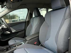 BMW 1-Series 120 Sport - Image 4