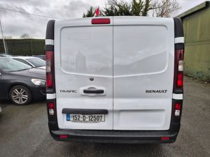 Renault Trafic 2015 SWB Business - Image 4