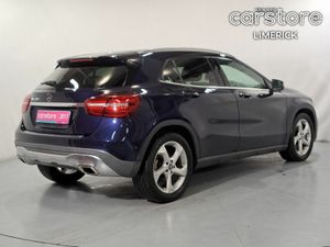 Mercedes-Benz GLA 180AUTO 1.6 PET * LOW MILEAGE* - Image 3