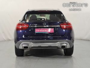 Mercedes-Benz GLA 180AUTO 1.6 PET * LOW MILEAGE* - Image 4