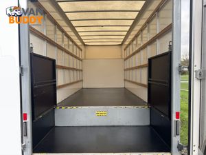 Mercedes-Benz Sprinter Luton Box Van - Image 4