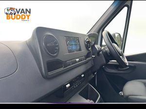 Mercedes-Benz Sprinter 2.1 316Cdi Luton Box Van - Image 3