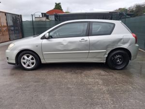 2006 Toyota Corolla  Left hand Drive - Image 4