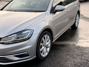 VOLKSWAGON GOLF SILVER - Image 2