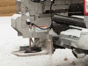 New SnowEx Helixx Salt Spreader - Image 3