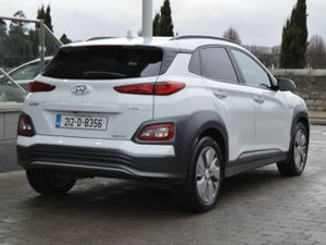 Hyundai KONA Kona EV 64 kWh Auto , Black Leather - Image 4