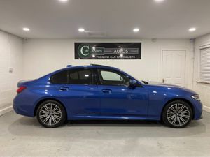 BMW 3-Series 330 E M SPORT ***HI SPEC***GLASS SUNR - Image 4