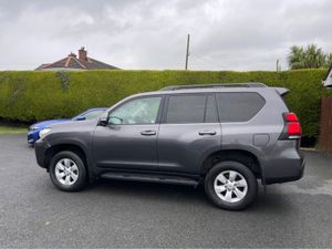 Toyota Land Cruiser LWB GX COMMERCIAL 4DR***FULL T - Image 4