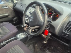 2007 honda jazz automatic wheelchair accessible - Image 4