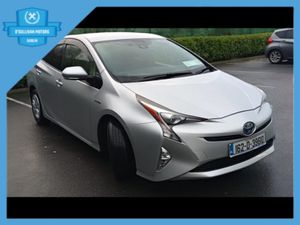 Toyota Prius / 2016 / 1.8 PETROL HYBRID / AUTO - Image 3