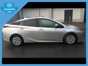 Toyota Prius / 2016 / 1.8 PETROL HYBRID / AUTO - Image 4