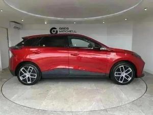 MG MG4 150kW Trophy EV Long Range 64kwh 5dr Auto - Image 4