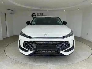 MG HS 1.5 T-gdi Phev Trophy 5dr Auto - Image 2