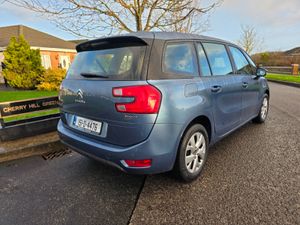 Citroen C4 ( new NCT Today !! ) 7 seats - Image 4