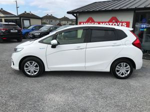 191 HONDA FIT HYBRID - Image 2