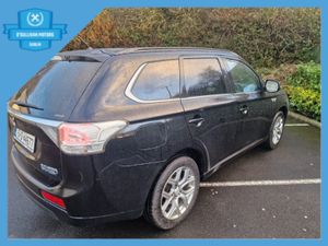 Mitsubishi Outlander 2.0 GX4H PHEV 160BHP 5DR AUTO - Image 4