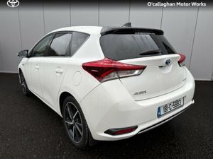 Toyota Auris AURIS HYBRID LUNA SPORT - Image 3