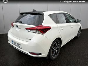 Toyota Auris AURIS HYBRID LUNA SPORT - Image 4