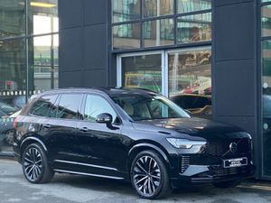 Volvo XC90 T8 Ultra Dark AWD Auto (PHEV) - Image 3