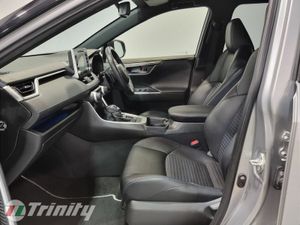 Toyota RAV4 ** DEPOSIT TAKEN ** 2.5 HYBRID SPORT * - Image 4