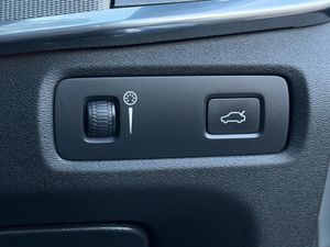 2018 VOLVO S90 2.0 TD D4 R-DESIGN 190BHP AUTO - Image 2