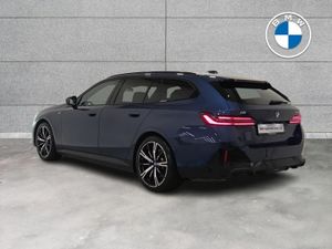 BMW i5 eDrive40 M Sport Pro Touring - Image 3