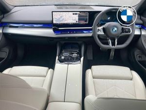 BMW 5-Series 530e M Sport Saloon - Image 4