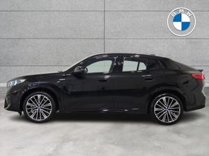 BMW iX2 xDrive30 M Sport - Image 4