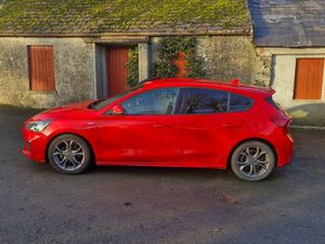 2019 Ford Focus 1.5d ST Line - Image 4