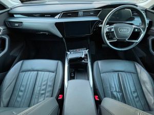 Audi e-tron 55 QUATTRO - Image 2