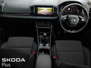 Skoda Karoq **HEATED SEATS**SAT NAV**STYLE MODEL** - Image 2