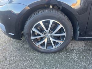 Volkswagen Touran 1.4i COMFORT LINE... AUTOMATIC.. - Image 3