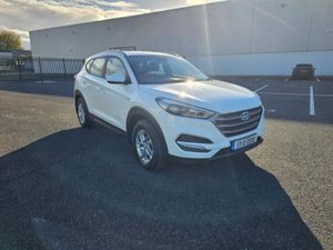 Hyundai Tucson 1.7 CRDI, COMFORT MODEL, LOW MILEAG - Image 4