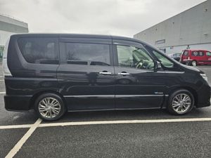 Nissan Serena PETROL HYBRID AUTO, 7 SEATS, NCT, SE - Image 3