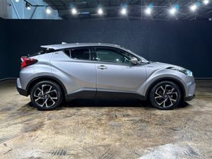 Toyota C-HR HYBRID 1.8L AUTOMATIC - Image 3