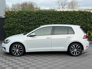 Volkswagen Golf HIGHLINE 1.4 TSI AUTO **TINY MILEA - Image 3